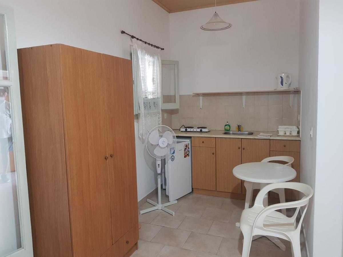 Dimitris Studios Agios Georgios (Corfu) Exterior foto